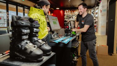 Sportshop-Golm im Montafon | © Golm Silvretta Lünersee Tourismus GmbH Bregenz, Philipp Schilcher